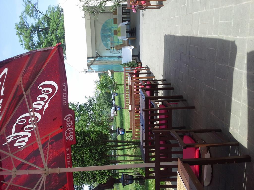 Korona Szallo Hotel Nagykanizsa Exterior foto